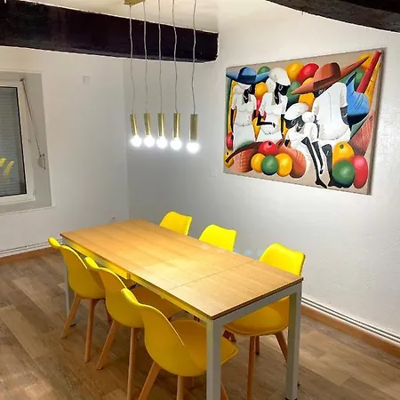 Triplex Plein Coeur Du Centre Historique Charleville-Mezieres