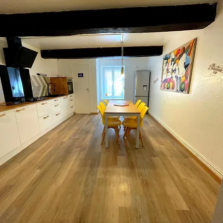 Triplex Plein Coeur Du Centre Historique Apartment