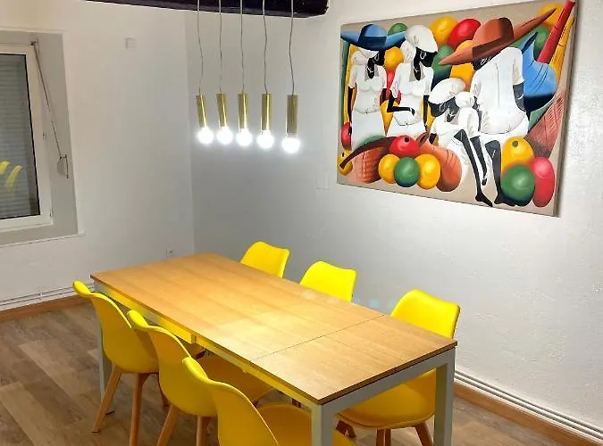 Triplex Plein Coeur Du Centre Historique Charleville-Mézières