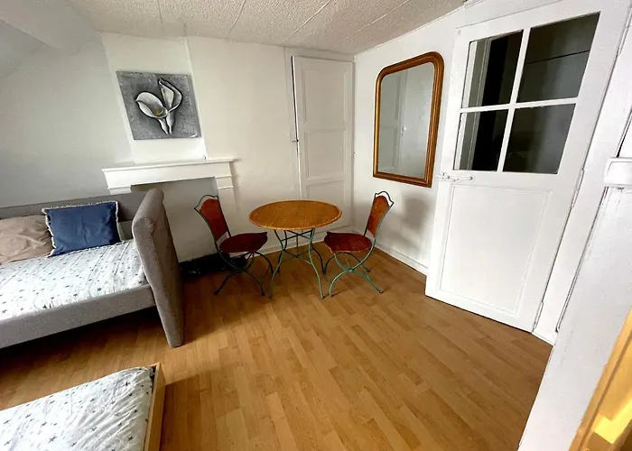 Triplex Plein Coeur Du Centre Historique Lejlighed *